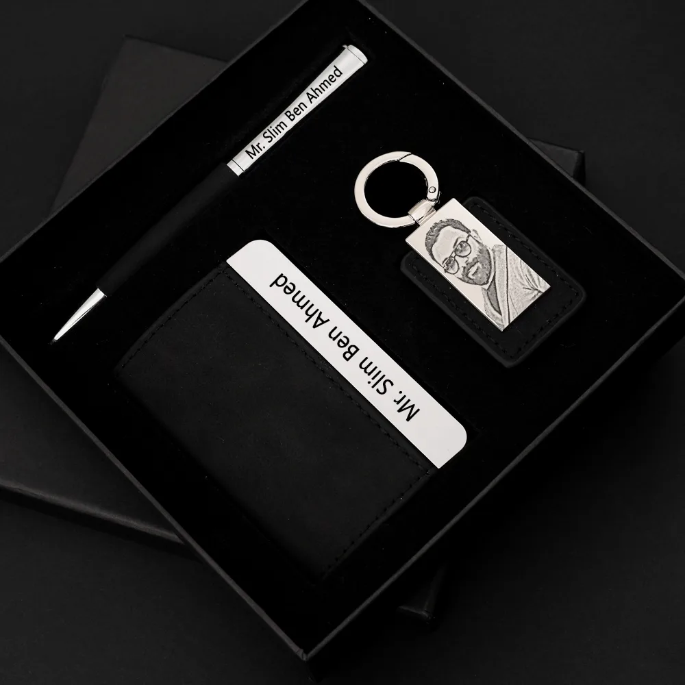 Coffret cadeau de luxe gravé - porte-clés, stylo et porte-cartes personnalisés