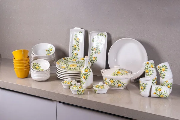 Émeraude – Service à Table 42 Pièces en Poterie