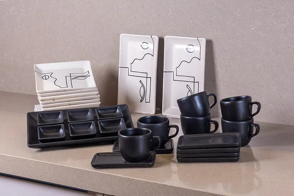 Art Facial – Service petit déjeuner pour 6 personnes