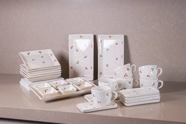 Cerise – Service petit déjeuner pour 6 personnes